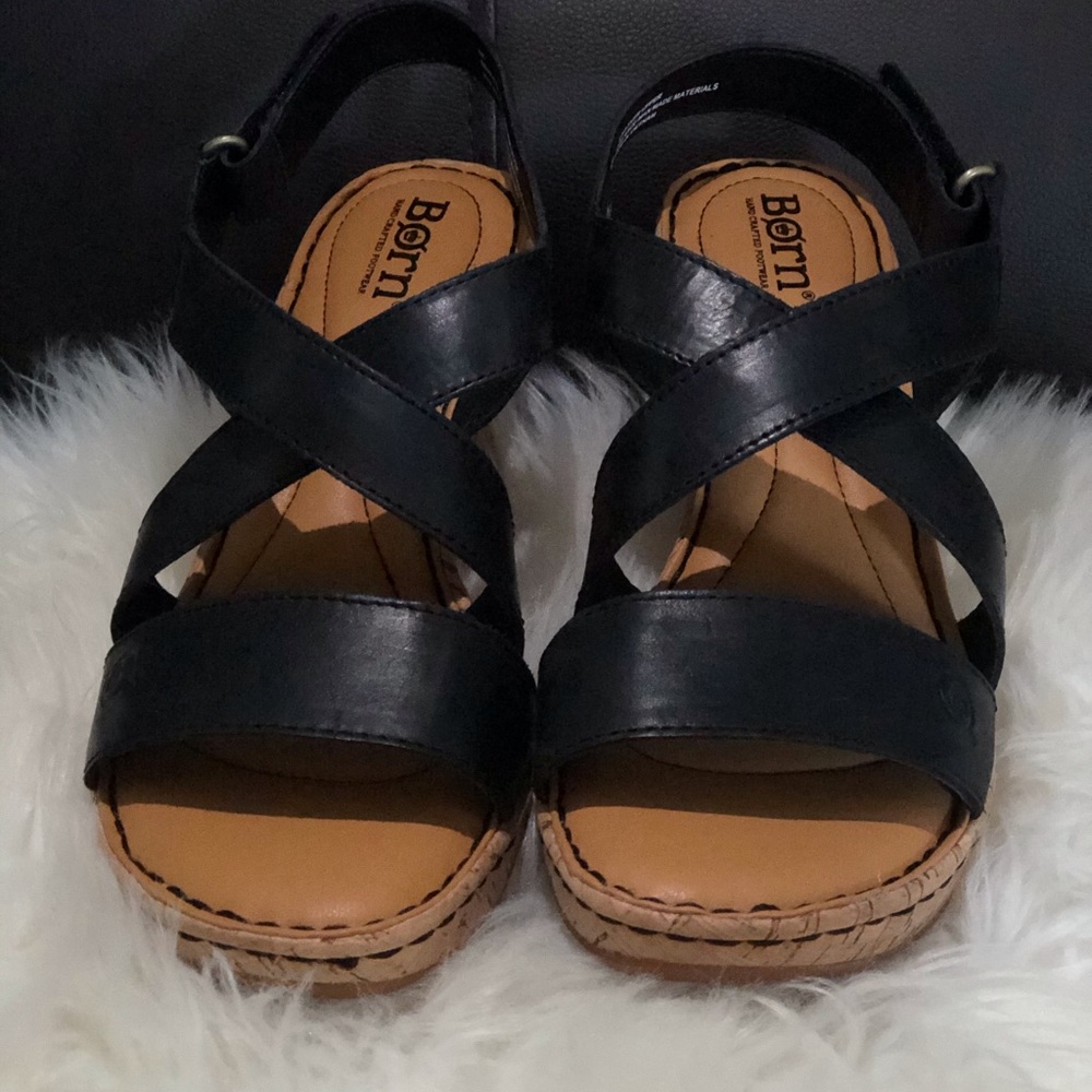 Born summer sandals